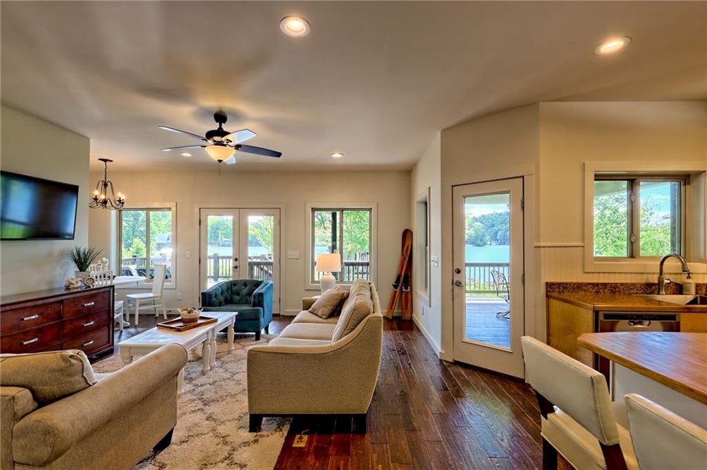 4610 Murray Cove Road