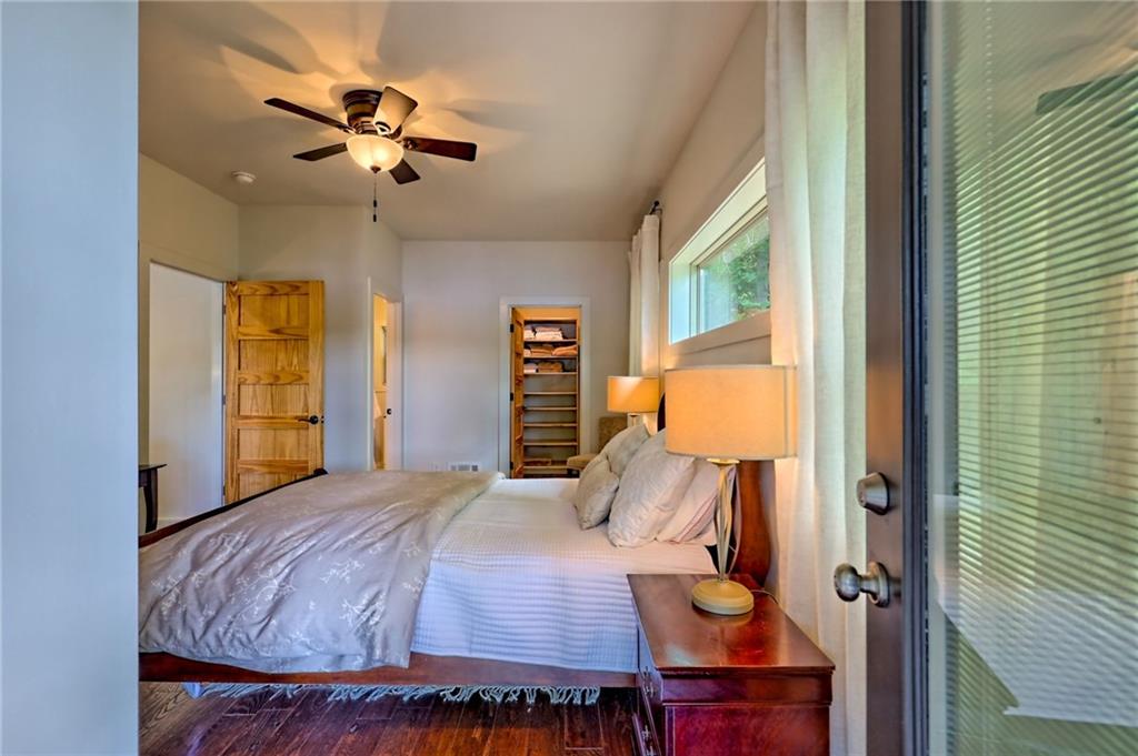 4610 Murray Cove Road