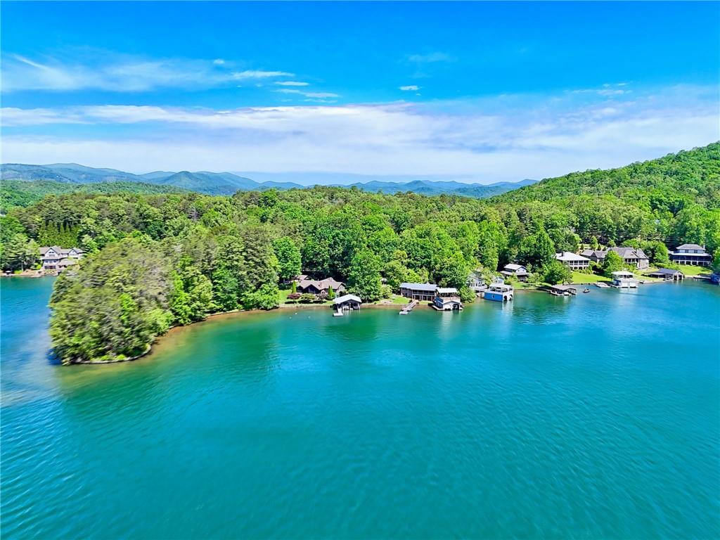 4610 Murray Cove Road