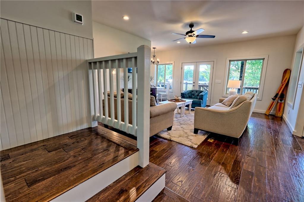 4610 Murray Cove Road