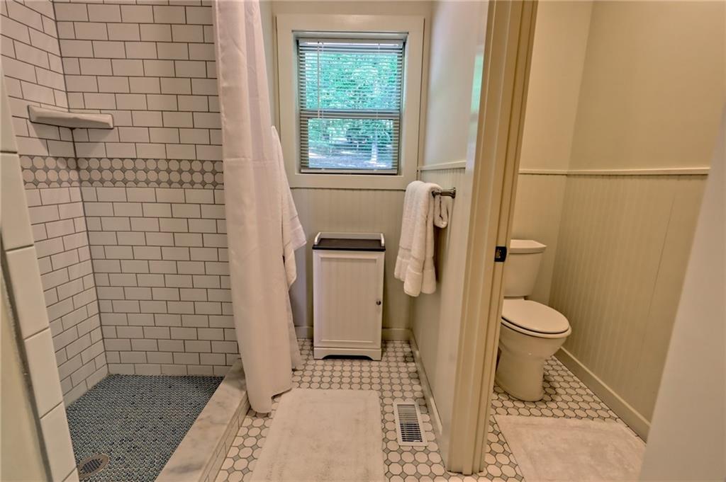 4610 Murray Cove Road