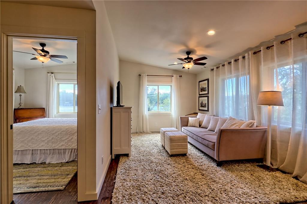 4610 Murray Cove Road