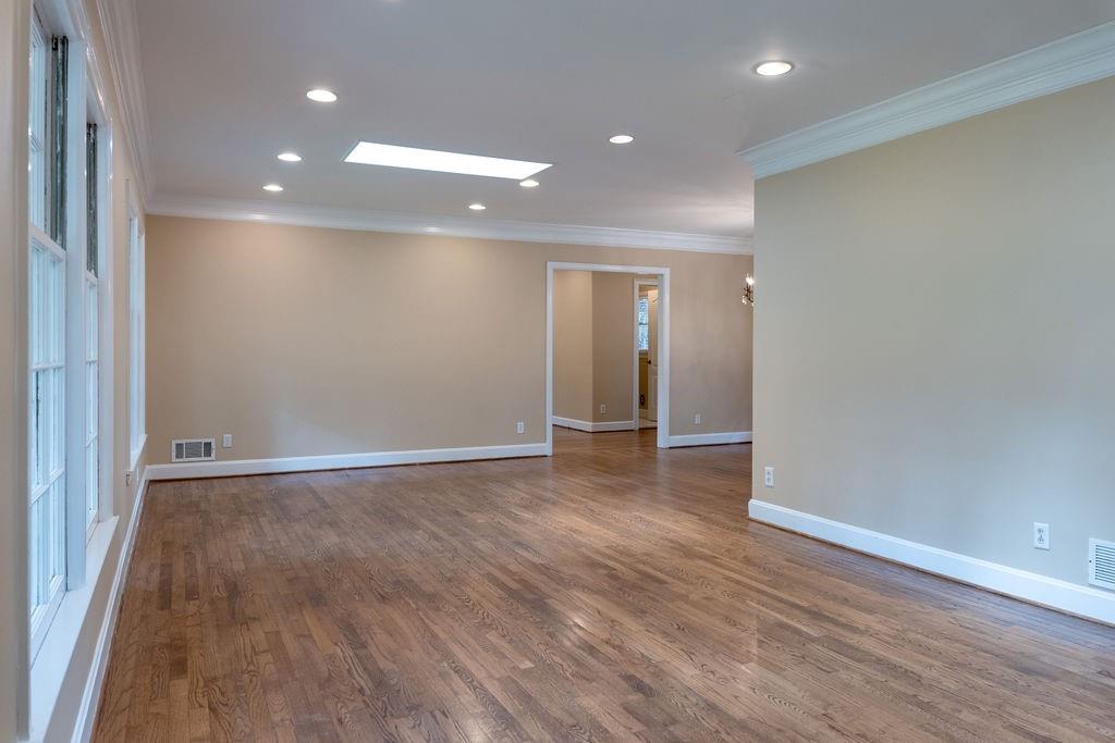 2631 Northside Drive NW