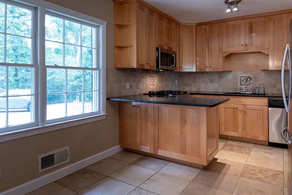 2631 Northside Drive NW