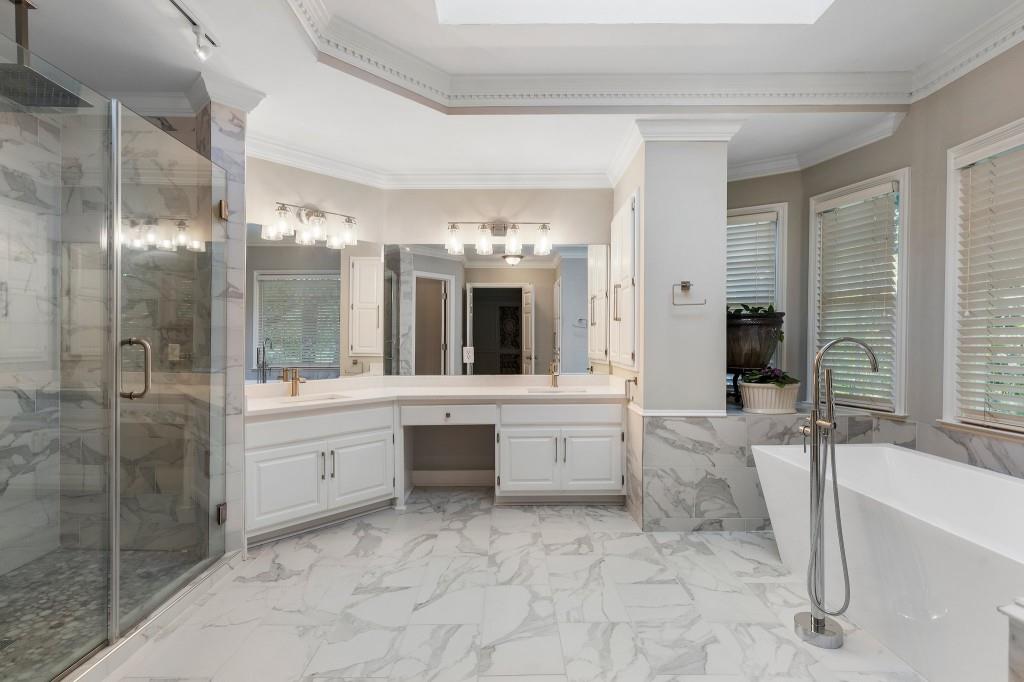 940 Waters Reach Court