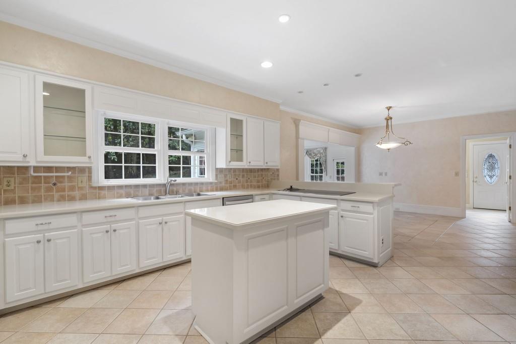 1120 Heards Ferry Road