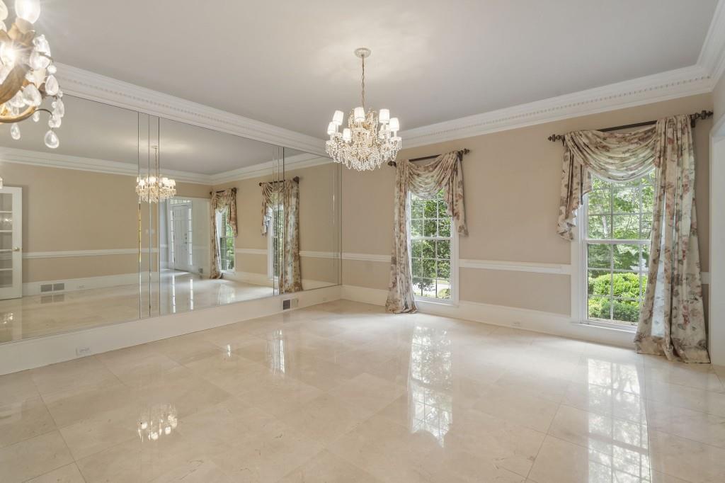 1120 Heards Ferry Road