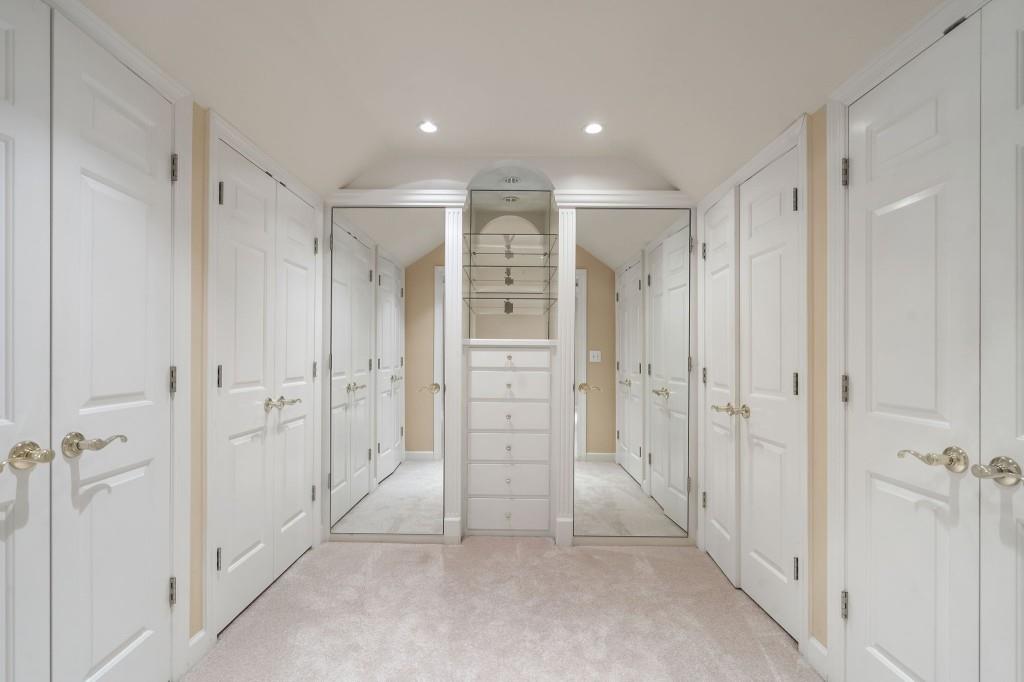 1120 Heards Ferry Road