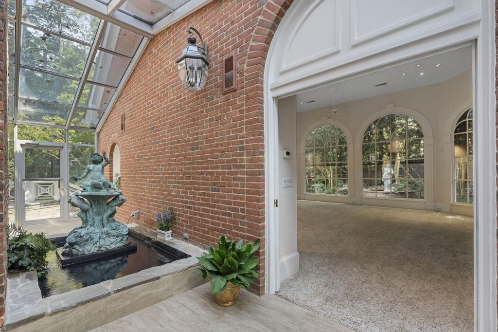 1120 Heards Ferry Road