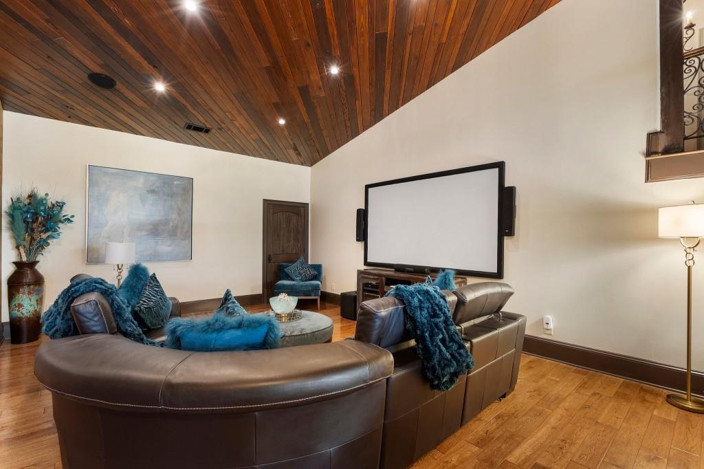 290 Ardsley Lane