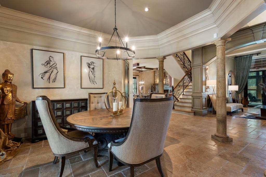 290 Ardsley Lane