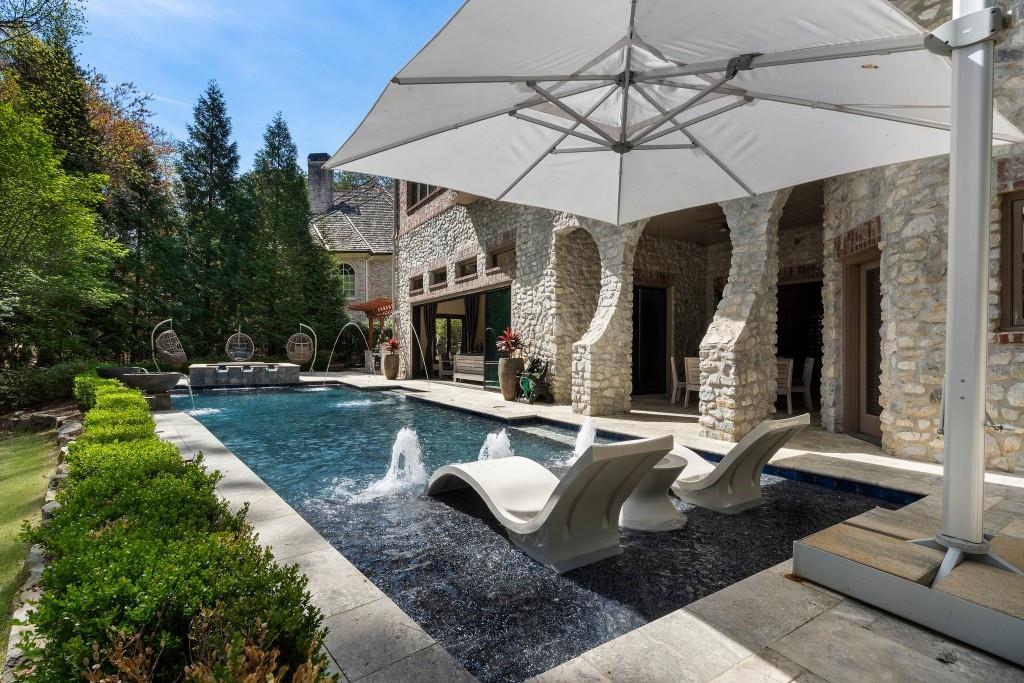 290 Ardsley Lane