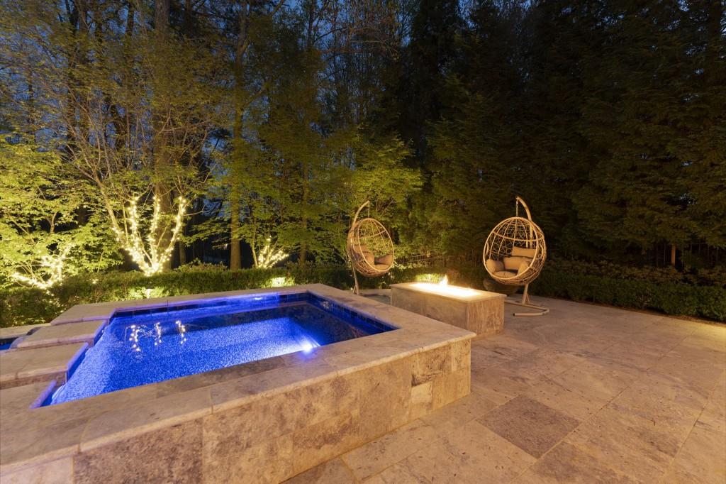 290 Ardsley Lane