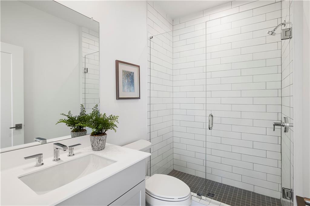 505 Motivation Circle NW