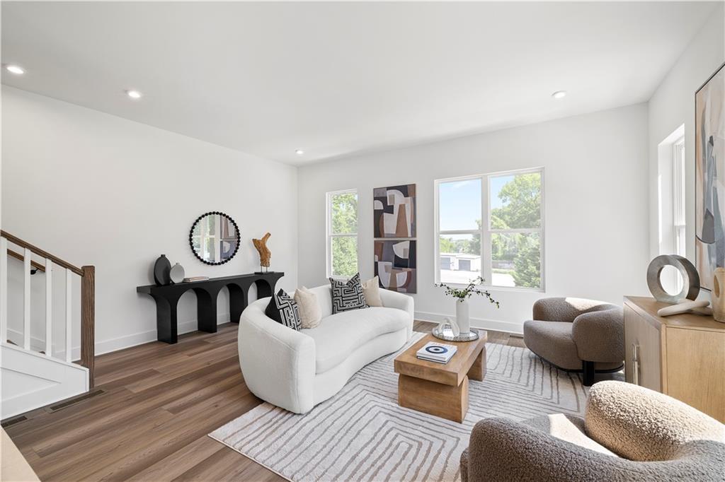 505 Motivation Circle NW