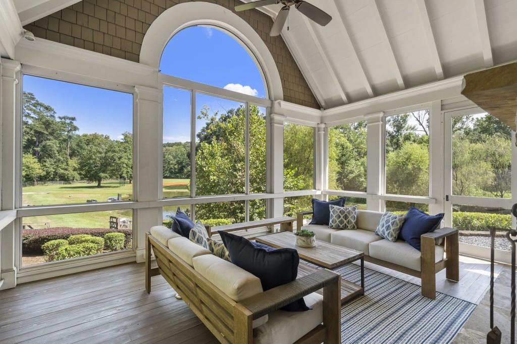 4975 Peachtree Dunwoody Road