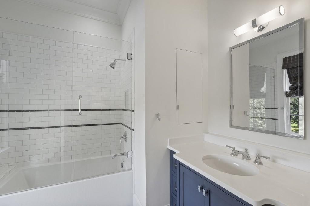 4975 Peachtree Dunwoody Road