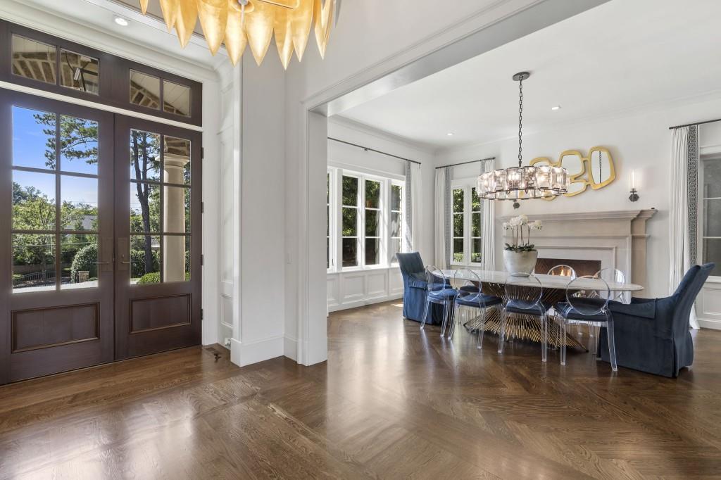 4975 Peachtree Dunwoody Road
