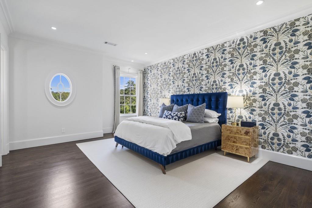 4975 Peachtree Dunwoody Road