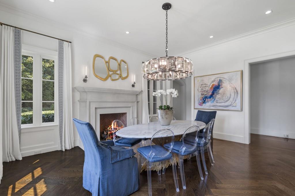 4975 Peachtree Dunwoody Road