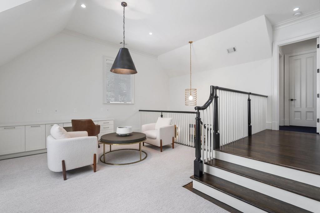 4975 Peachtree Dunwoody Road