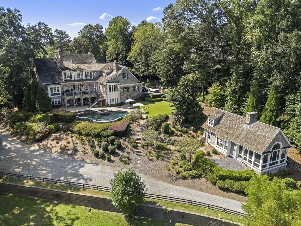 4975 Peachtree Dunwoody Road