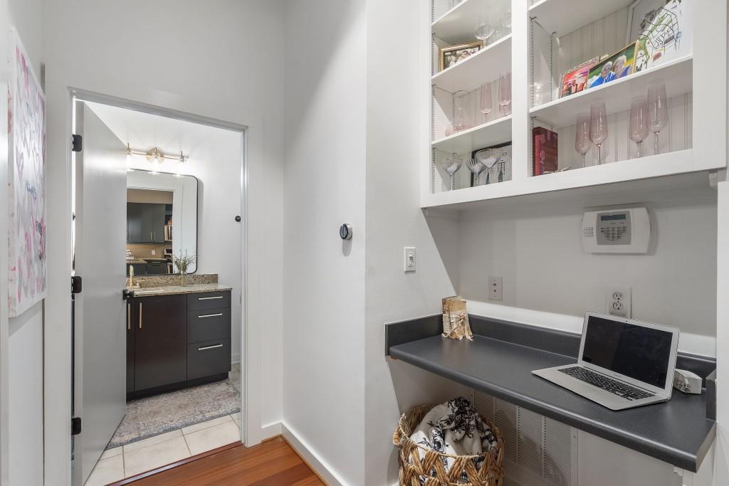 870 Inman Village Parkway NE Unit 212