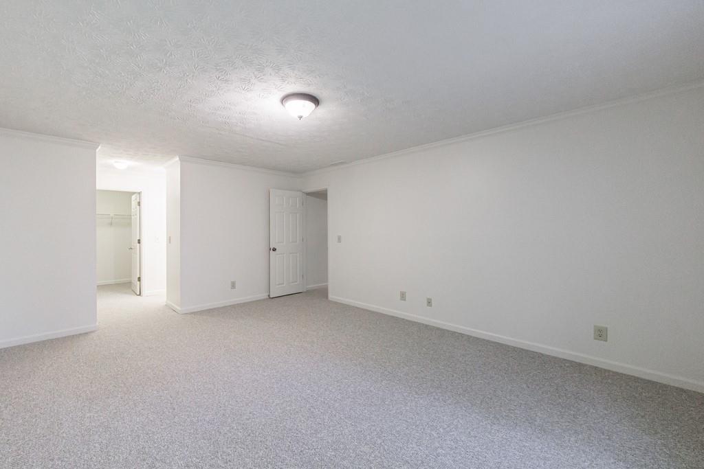 1414 Oakridge Circle