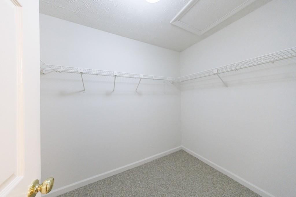 1414 Oakridge Circle