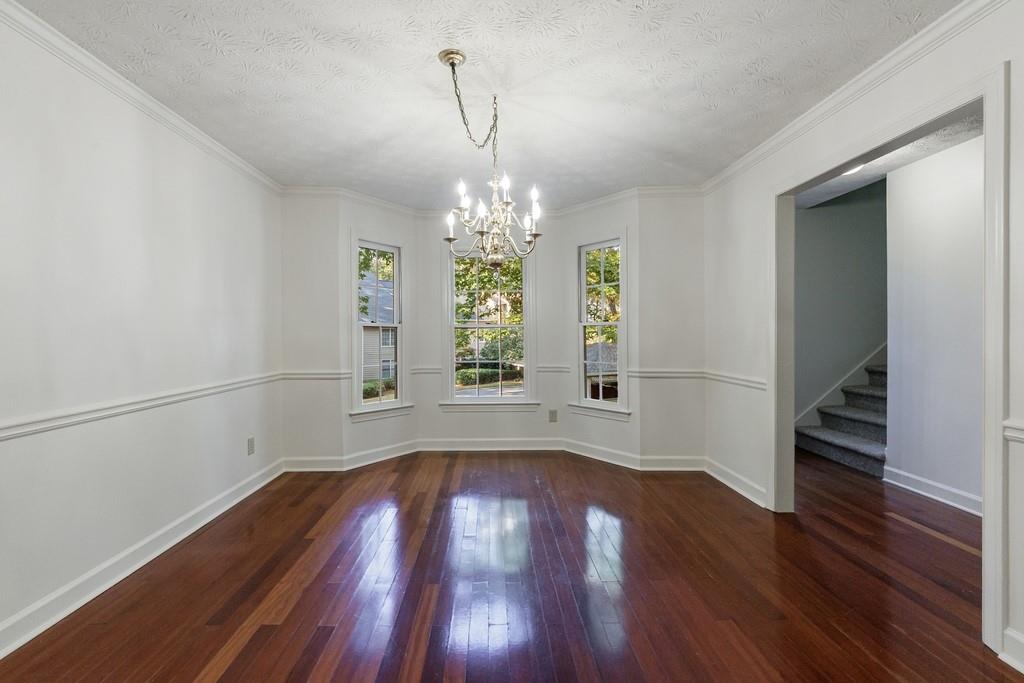 1414 Oakridge Circle