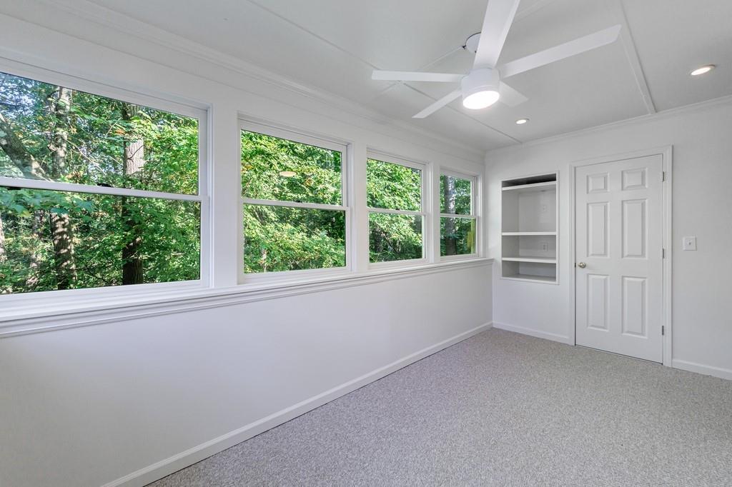 1414 Oakridge Circle