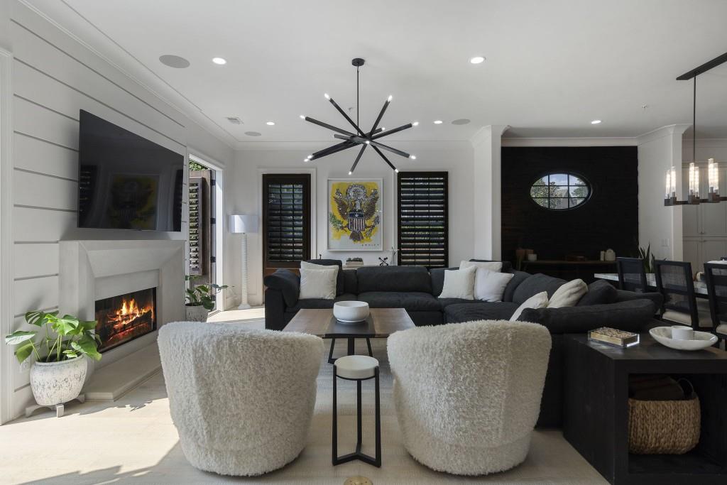 132 Grand Crescent