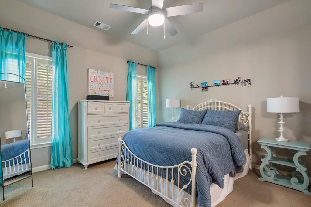 4250 Old Oak Trace