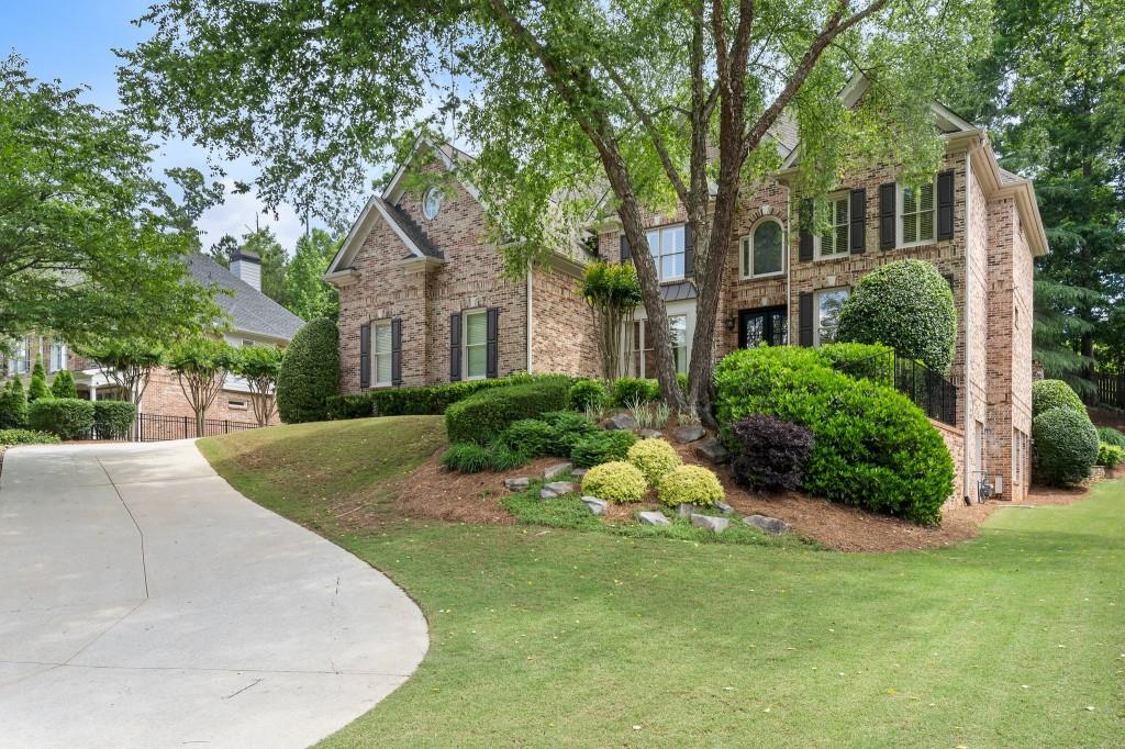 4250 Old Oak Trace