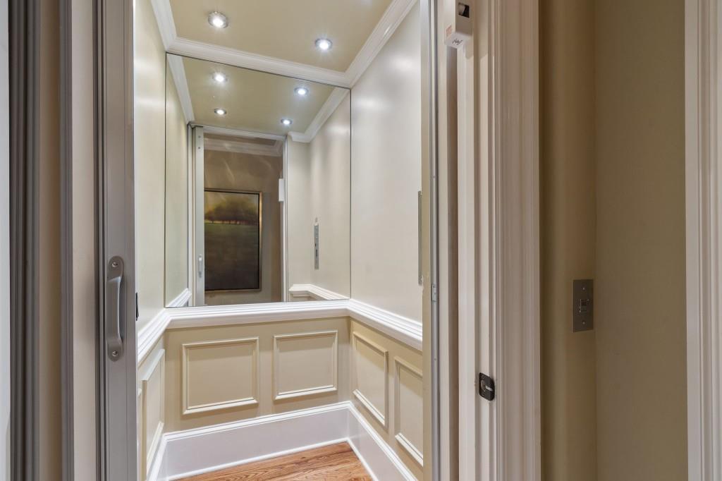 3769 Paces Lookout Circle