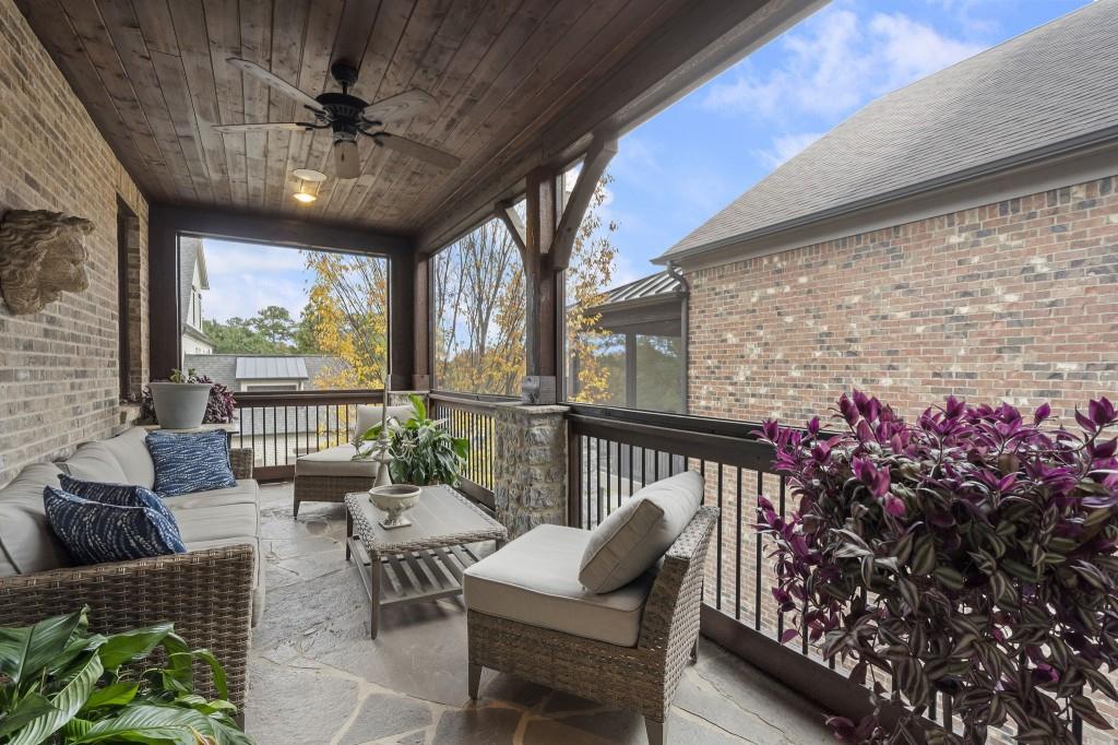 3769 Paces Lookout Circle