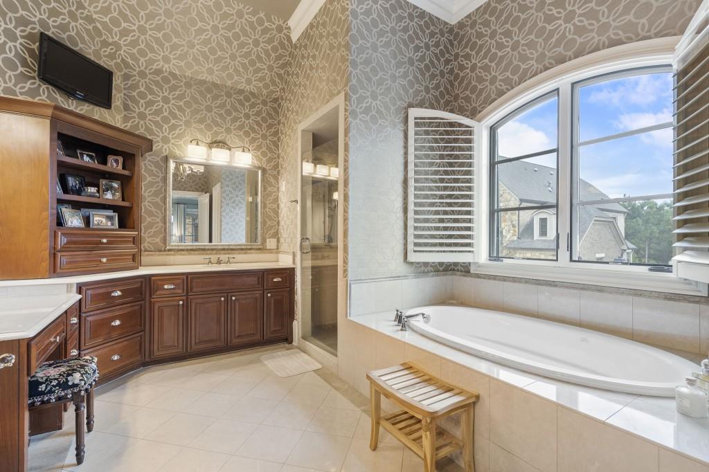 3769 Paces Lookout Circle