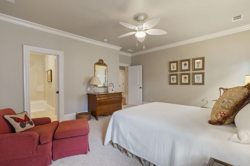 3769 Paces Lookout Circle