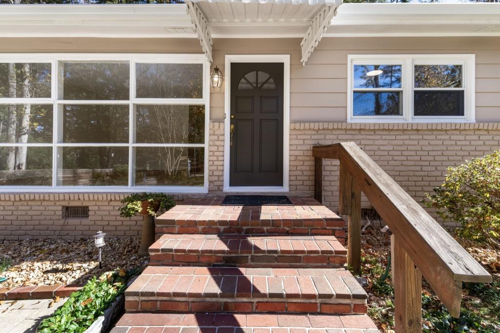 3143 Merrick Drive NE