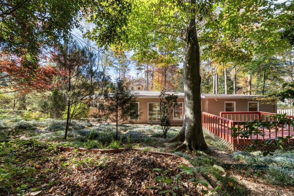 3143 Merrick Drive NE