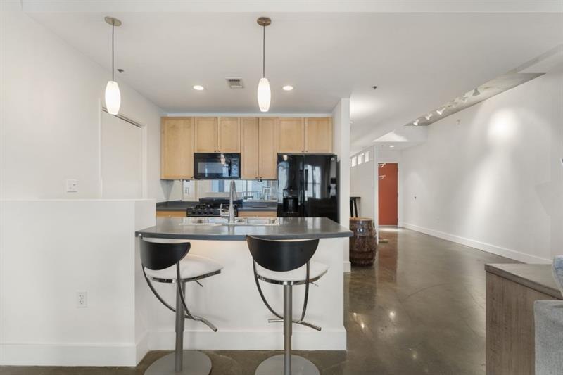 845 Spring Street Unit 523