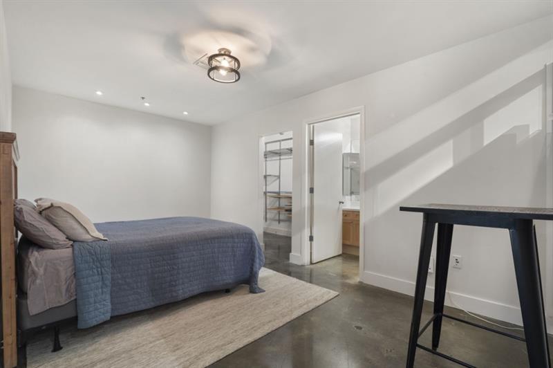 845 Spring Street Unit 523