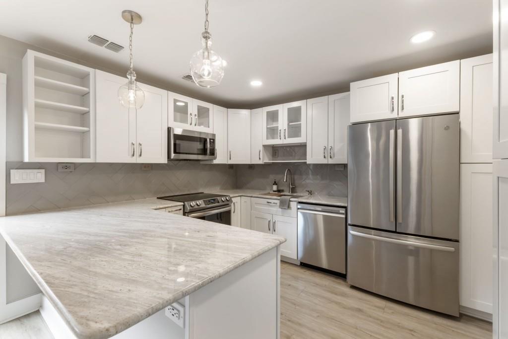 2794 Farmstead Road SE