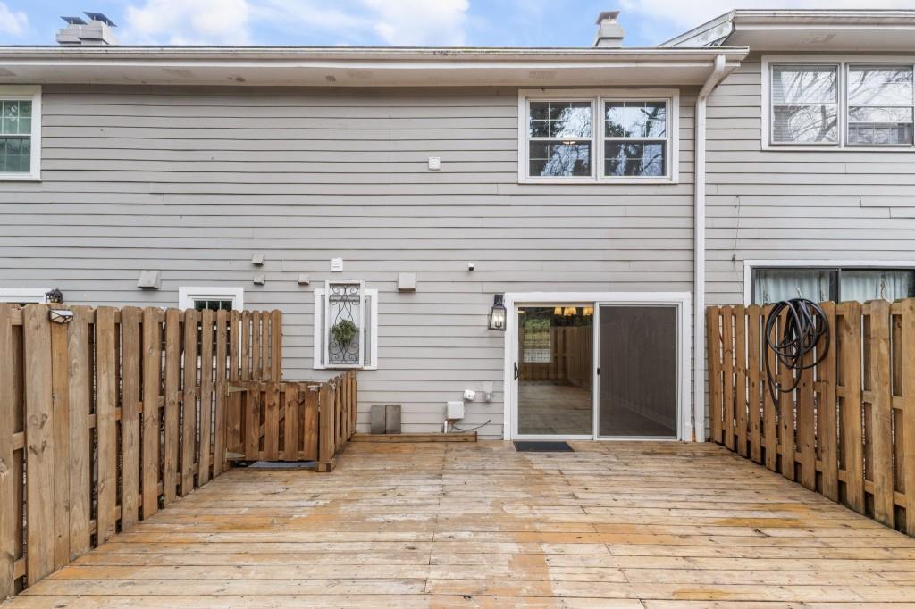 2794 Farmstead Road SE