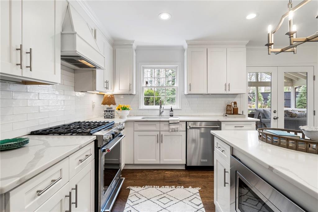 6615 Williamson Drive