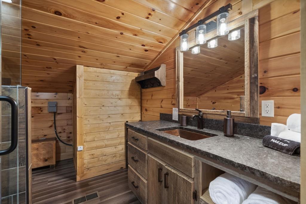 77 Old Covered Bridge Road