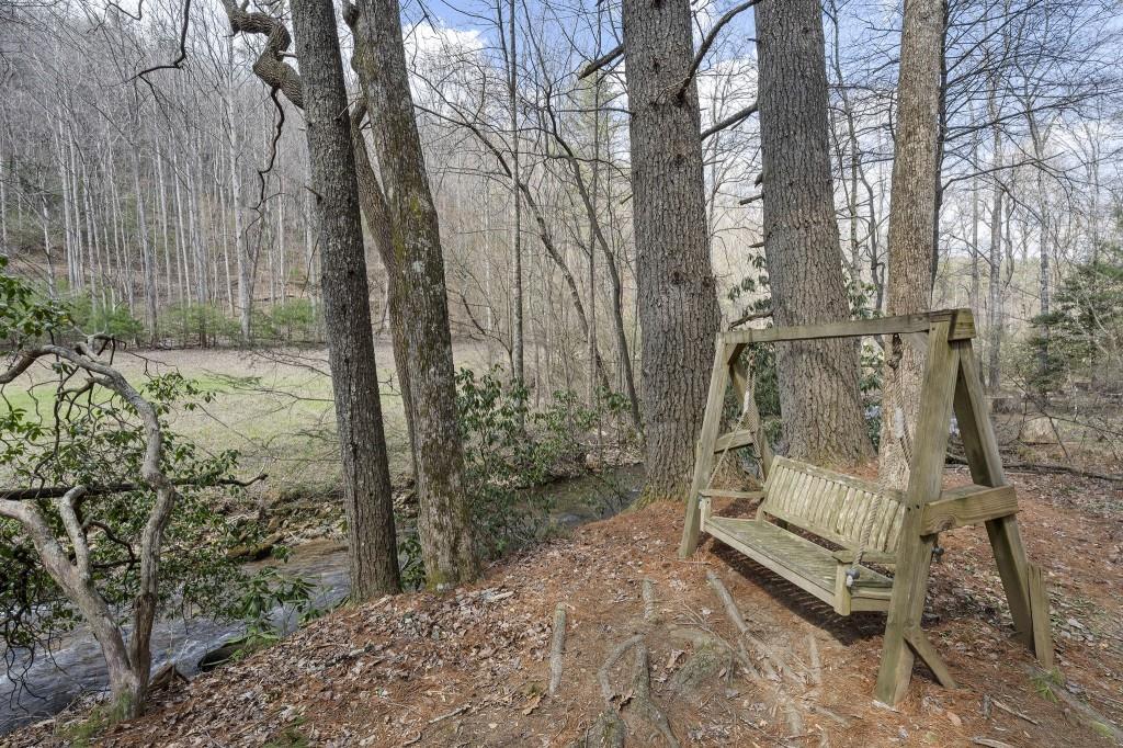 77 Old Covered Bridge Road