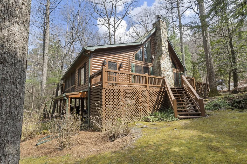 77 Old Covered Bridge Road