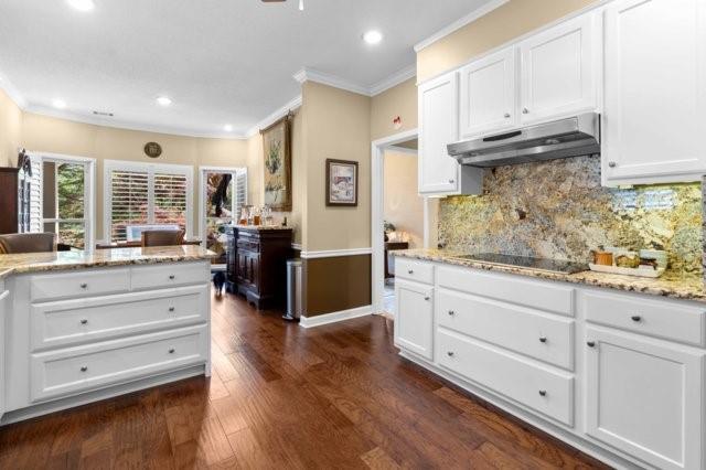 215 Farm Grove Trace