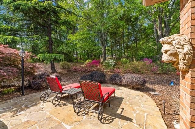 215 Farm Grove Trace